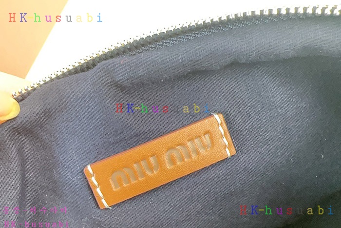 ★미러급★미우미우 크로셰 파우치 5NE841