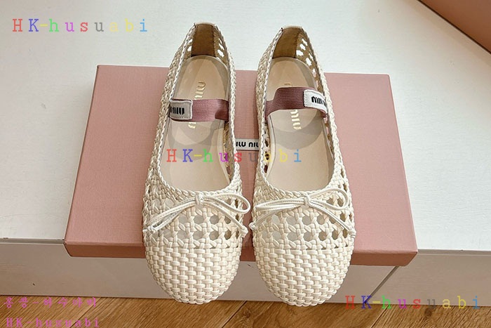 NEW 미우미우 신발 신상 MU8857001