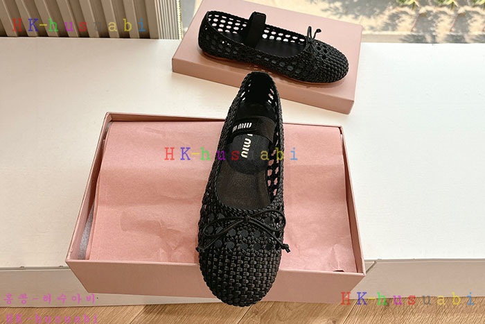 NEW 미우미우 신발 신상 MU8857002