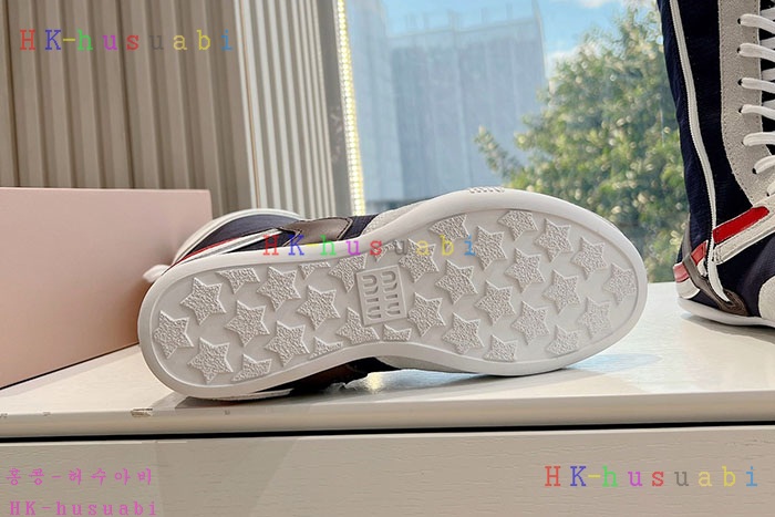 NEW 미우미우 신발 신상 MU8857004