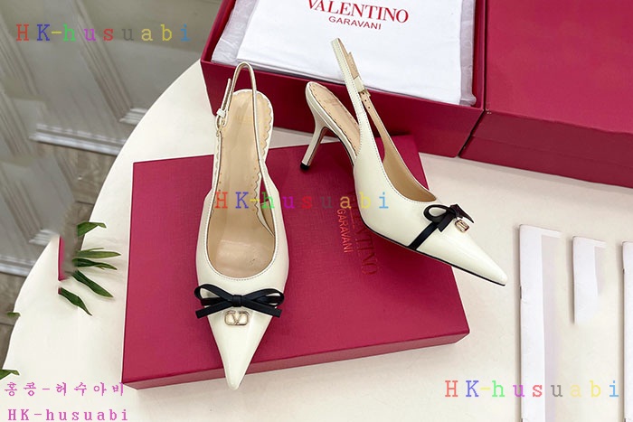 NEW 발렌티노 샌들 신상 V 2504404