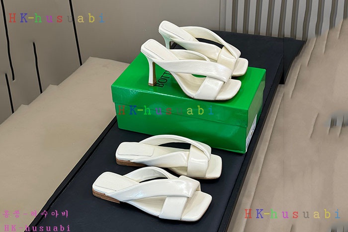 NEW 보테가베네타 신발 신상 BV 6692252