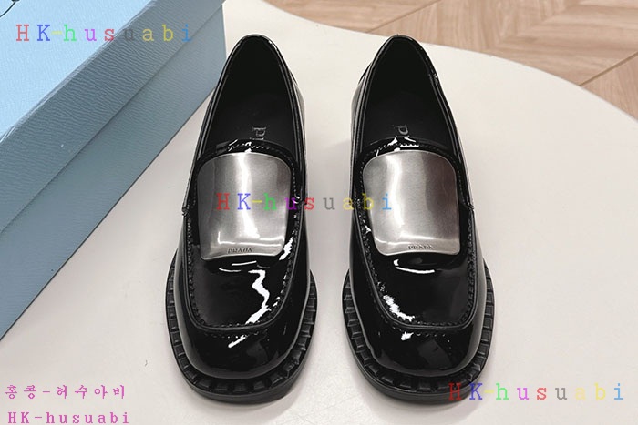 NEW 프라다 로퍼 신상 P 5570464