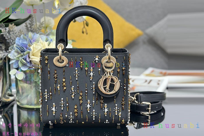 ★미러급★디올 레이디 Lady Dior 스몰 백 M0531
