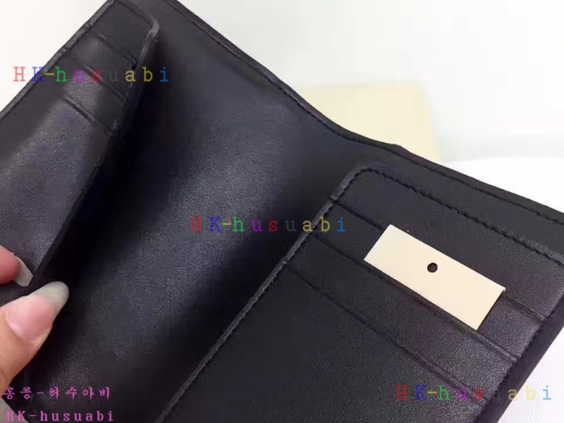 NEW 버버리 신상 여권지갑40421611