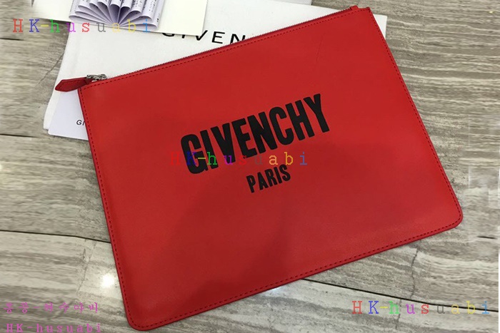 NEW 지방시 신상 클러치  GV 28626-9