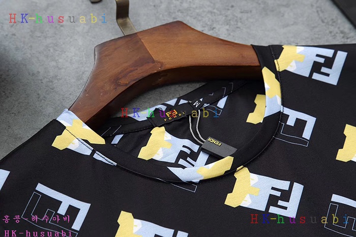 NEW 버버리 남성용 반팔티 BB 870146
