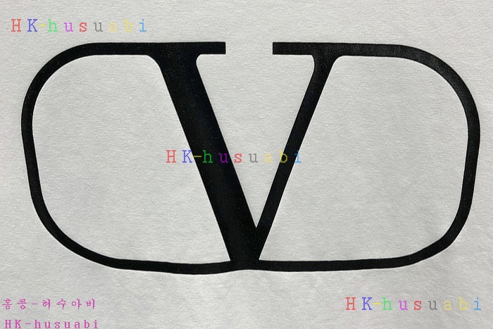 NEW 발렌티노 긴팔티 신상 V 985059