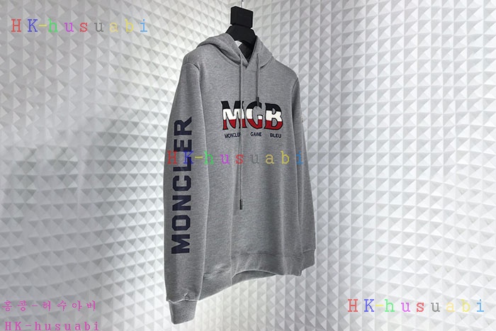 NEW 몽클레어 후드티 신상 M 370031