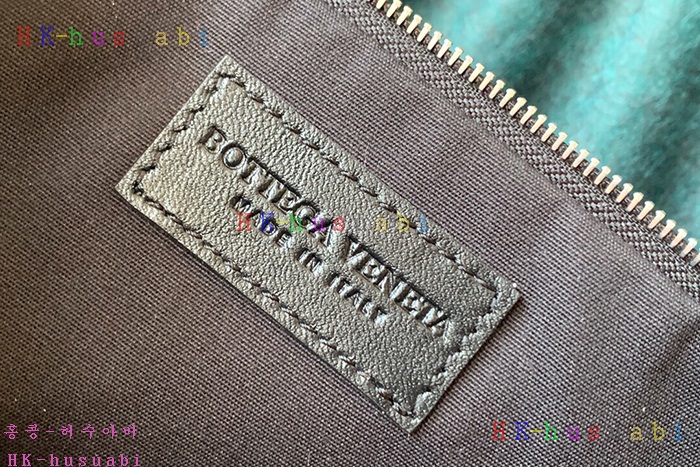 ★미러급★ 보테가베네타 클러치백 BV 5888920-3