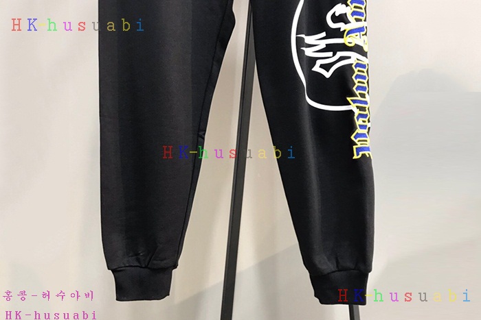 NEW 몽클레어 바지 신상 M 345550