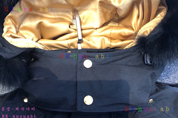 NEW 무스너클 패딩 신상 M 399980