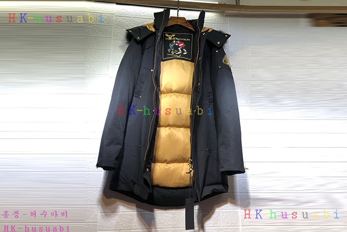 NEW 무스너클 패딩 신상 M 399980