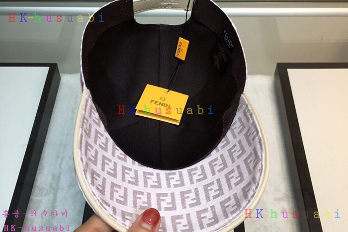 NEW 펜디 모자 신상 F 431245