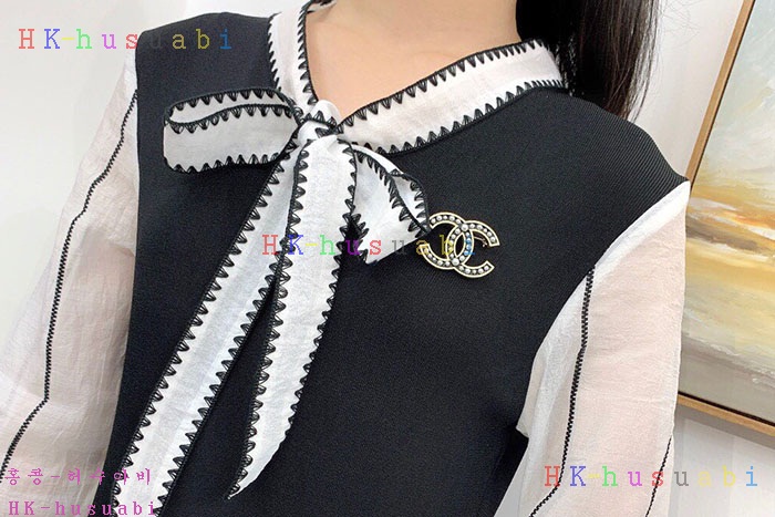 NEW 샤넬 브로치 신상 CH 4017805