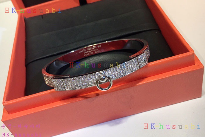NEW 에르메스 팔찌 신상 H685550