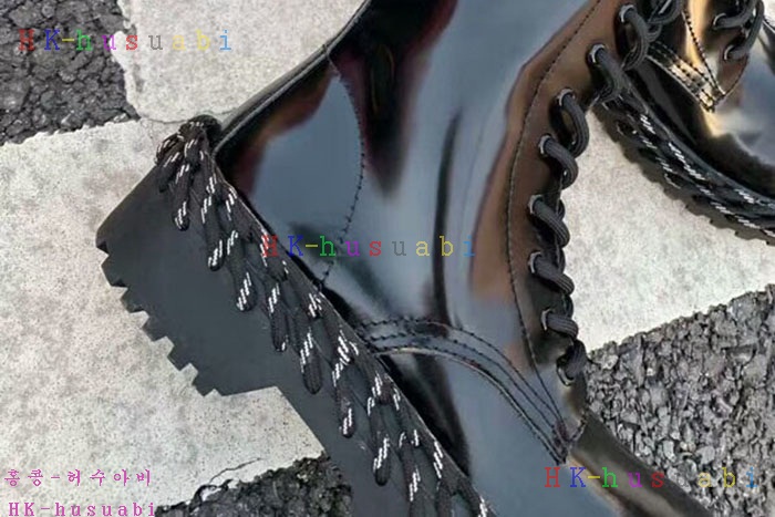 NEW 발렌시아가 신발 신상 BL 224720