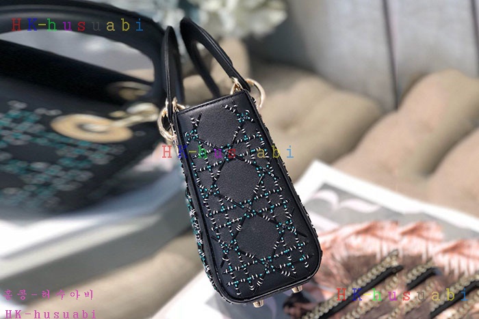 ★미러급★디올 레이디백 DR 4572250