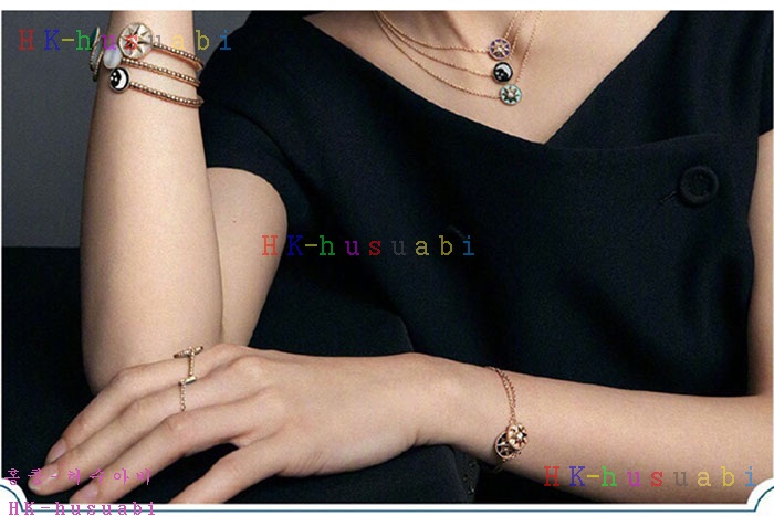 NEW 디올 팔찌 신상 D 388901