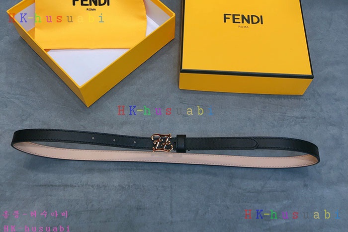 NEW 펜디 벨트 신상 FD 673322