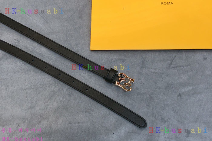 NEW 펜디 벨트 신상 FD 673322
