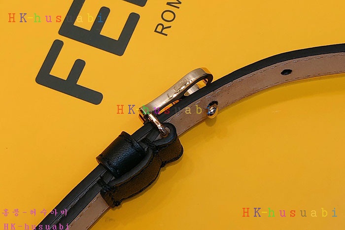 NEW 펜디 벨트 신상 FD 673322