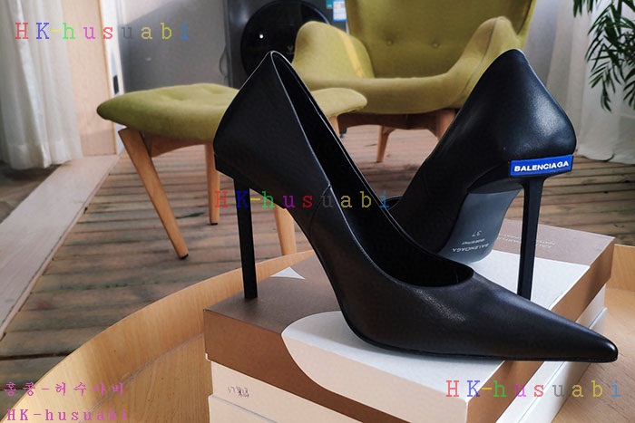 NEW 발렌시아가 신발 신상 B 2436024