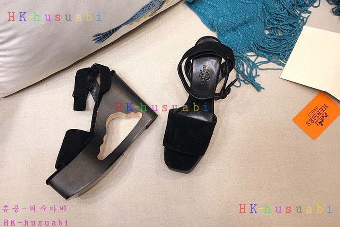 NEW 에르메스 신발 신상 H 4723550