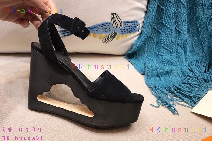 NEW 에르메스 신발 신상 H 4723550