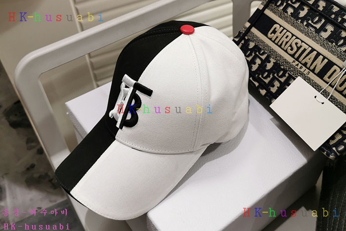 NEW 버버리 모자 신상 BB 242115