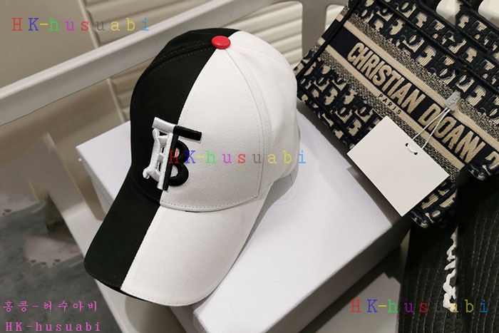 NEW 버버리 모자 신상 BB 242115