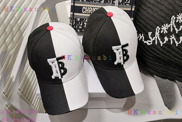 NEW 버버리 모자 신상 BB 242115