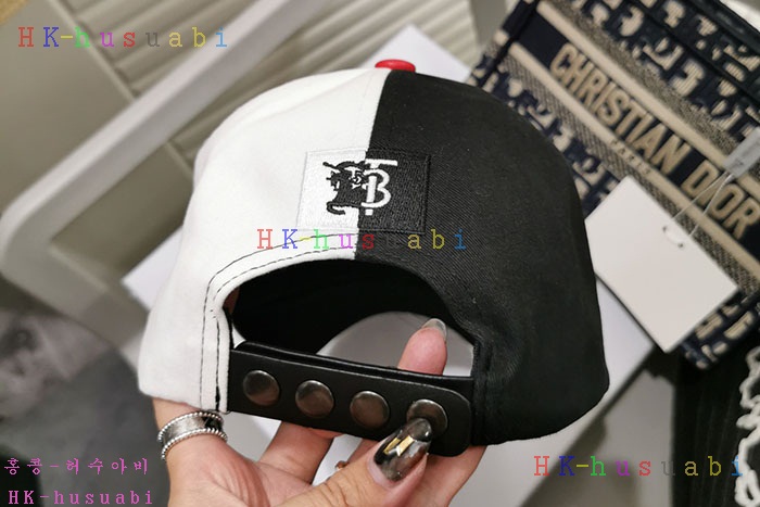 NEW 버버리 모자 신상 BB 242115
