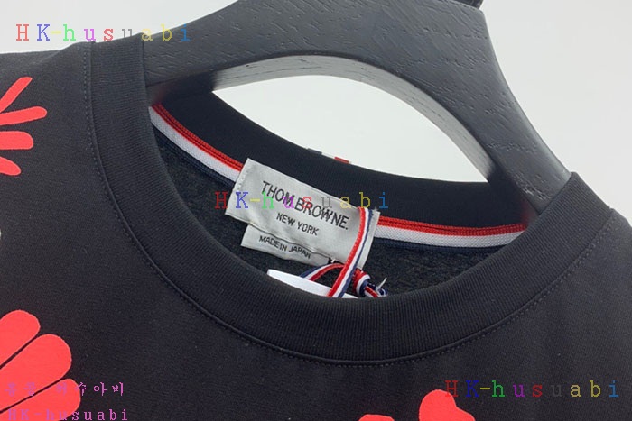 NEW 톰브라운 반팔티 신상 TB 4270112
