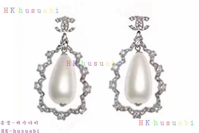 NEW 샤넬 귀걸이 신상 C 557316