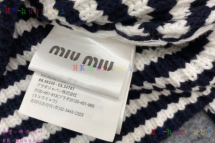 NEW 미우미우 니트 신상 M 35302