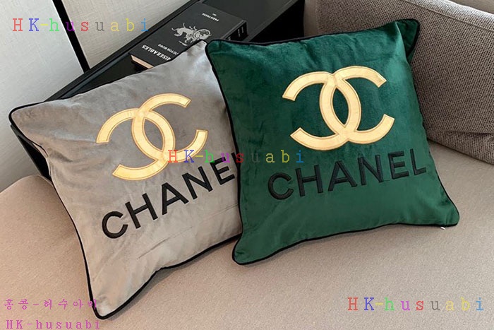 NEW 샤넬 쿠션 신상 CH 574770