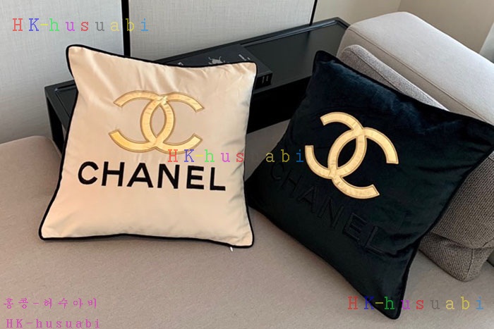NEW 샤넬 쿠션 신상 CH 574770