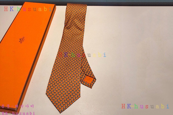 NEW 에르메스 넥타이 신상 H428024