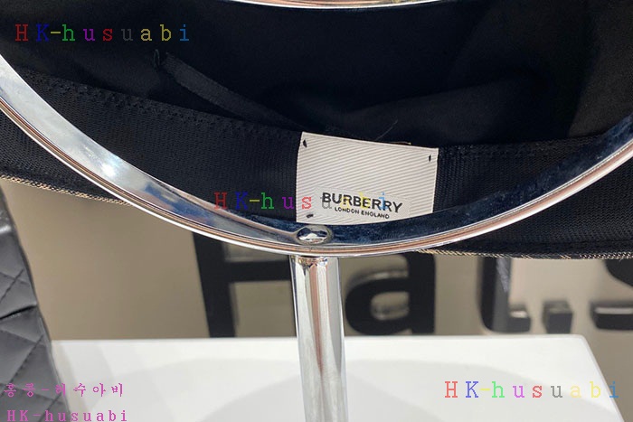 NEW 버버리 모자 신상 BB8572122