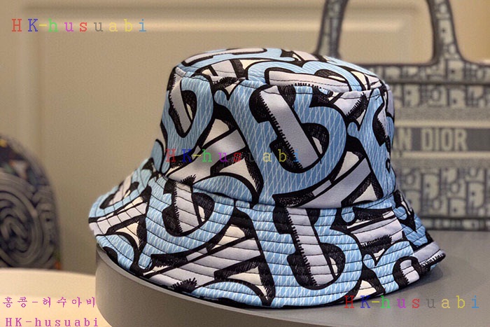 NEW 버버리 모자 신상 BB8572117