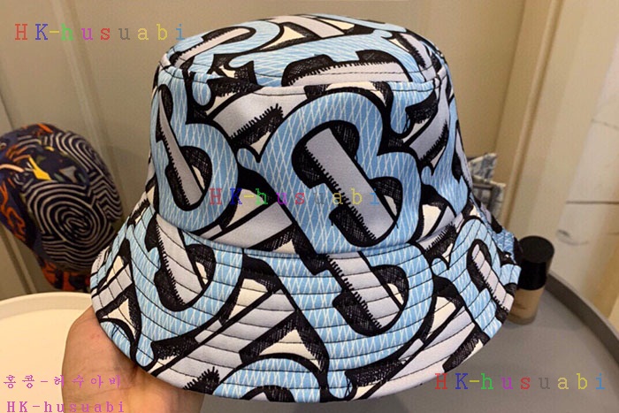 NEW 버버리 모자 신상 BB8572117