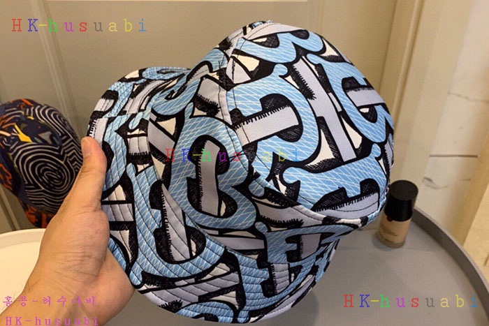 NEW 버버리 모자 신상 BB8572117