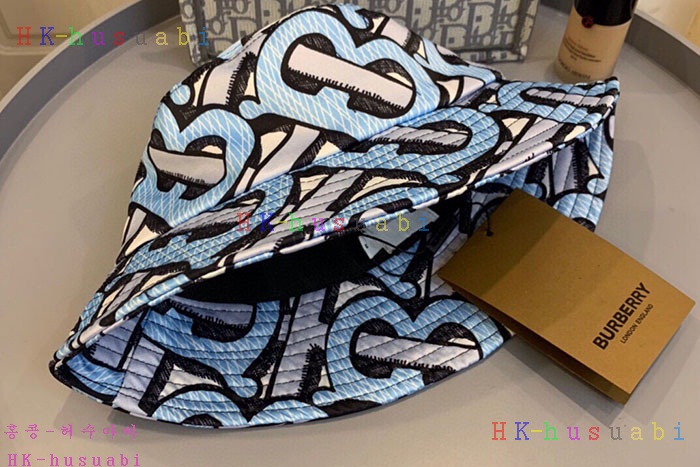 NEW 버버리 모자 신상 BB8572117