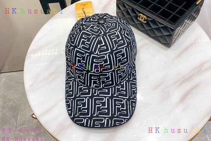 NEW 펜디 모자 신상 F 492100