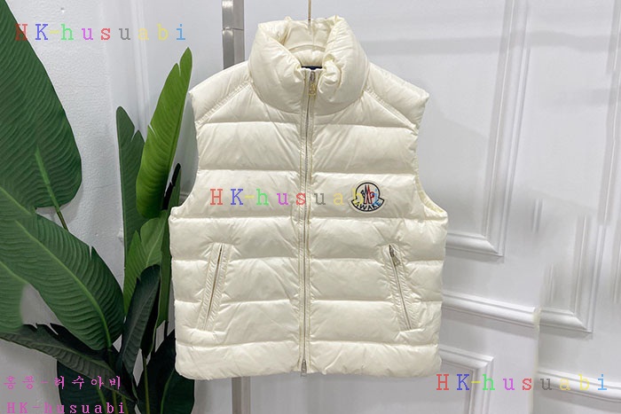 NEW 몽클레어 패딩조끼 신상 M342726