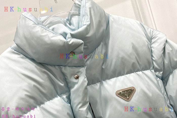NEW 프라다 패딩 신상 P 927554