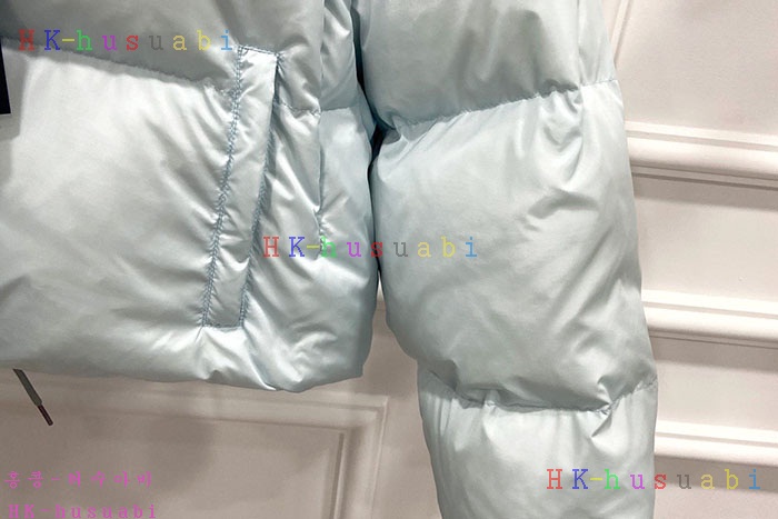 NEW 프라다 패딩 신상 P 927554