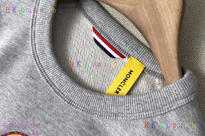 NEW 몽클레어 맨투맨 신상 M 758019