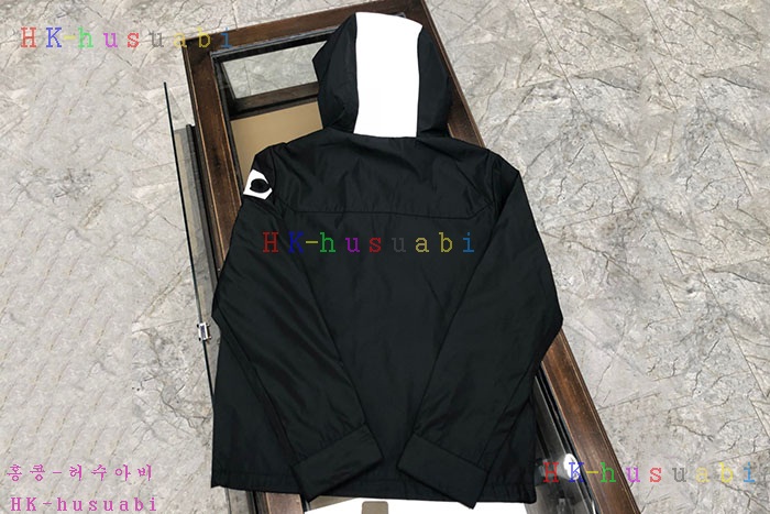 NEW 몽클레어 자켓 신상 M 875587